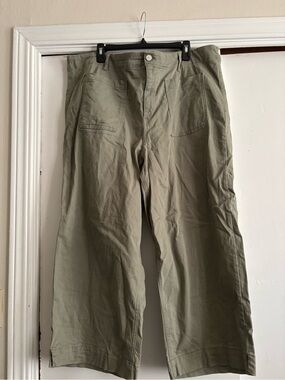 Code Bleu Olive Cargo Pants